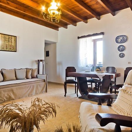 Villa Symone Afiartis Екстер'єр фото